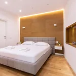 Διαμέρισμα Exclusive 2 Bedrooms *