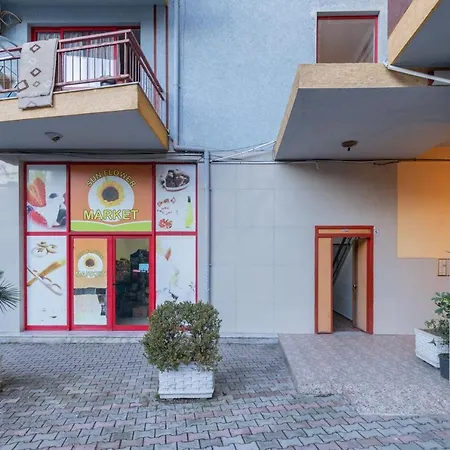 Exclusive 2 Bedrooms تيرانا