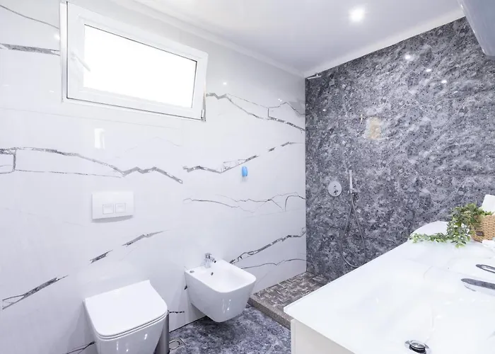 Exclusive 2 Bedrooms Apartment Tirana