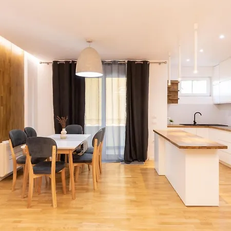 Exclusive 2 Bedrooms *