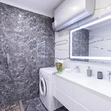 Exclusive 2 Bedrooms Appartamento