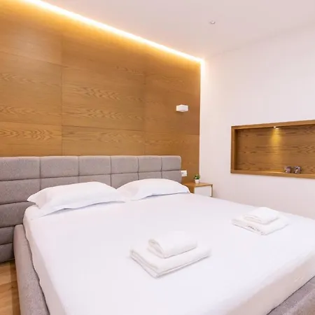 Appartamento Exclusive 2 Bedrooms Tirana